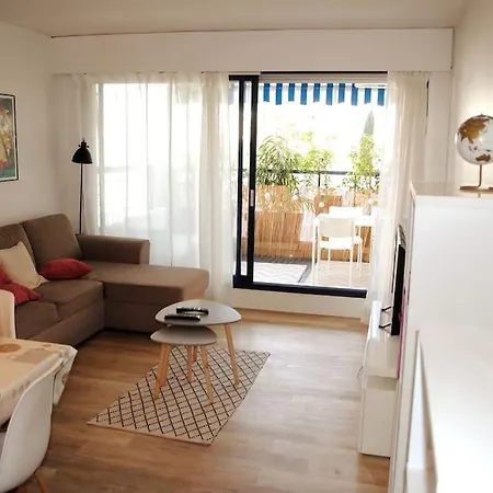 아파트 Walk To The Beach, Flat With Terrace And Parking *